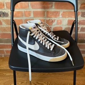 Nike Blazer in excellent condition, worn only a few times.